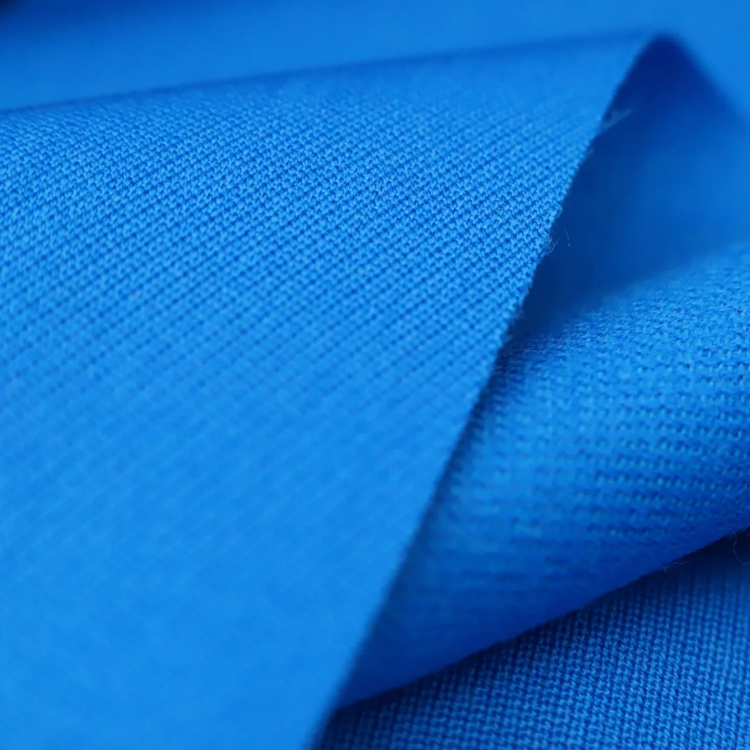 #color_electric blue