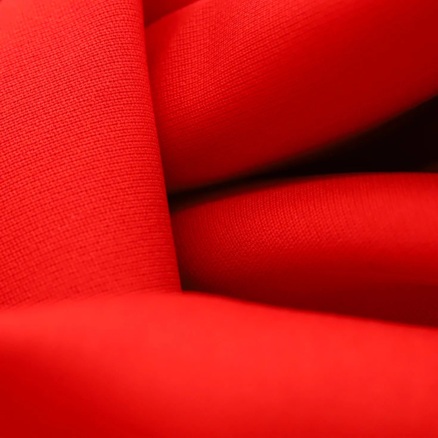 #color_red velvet