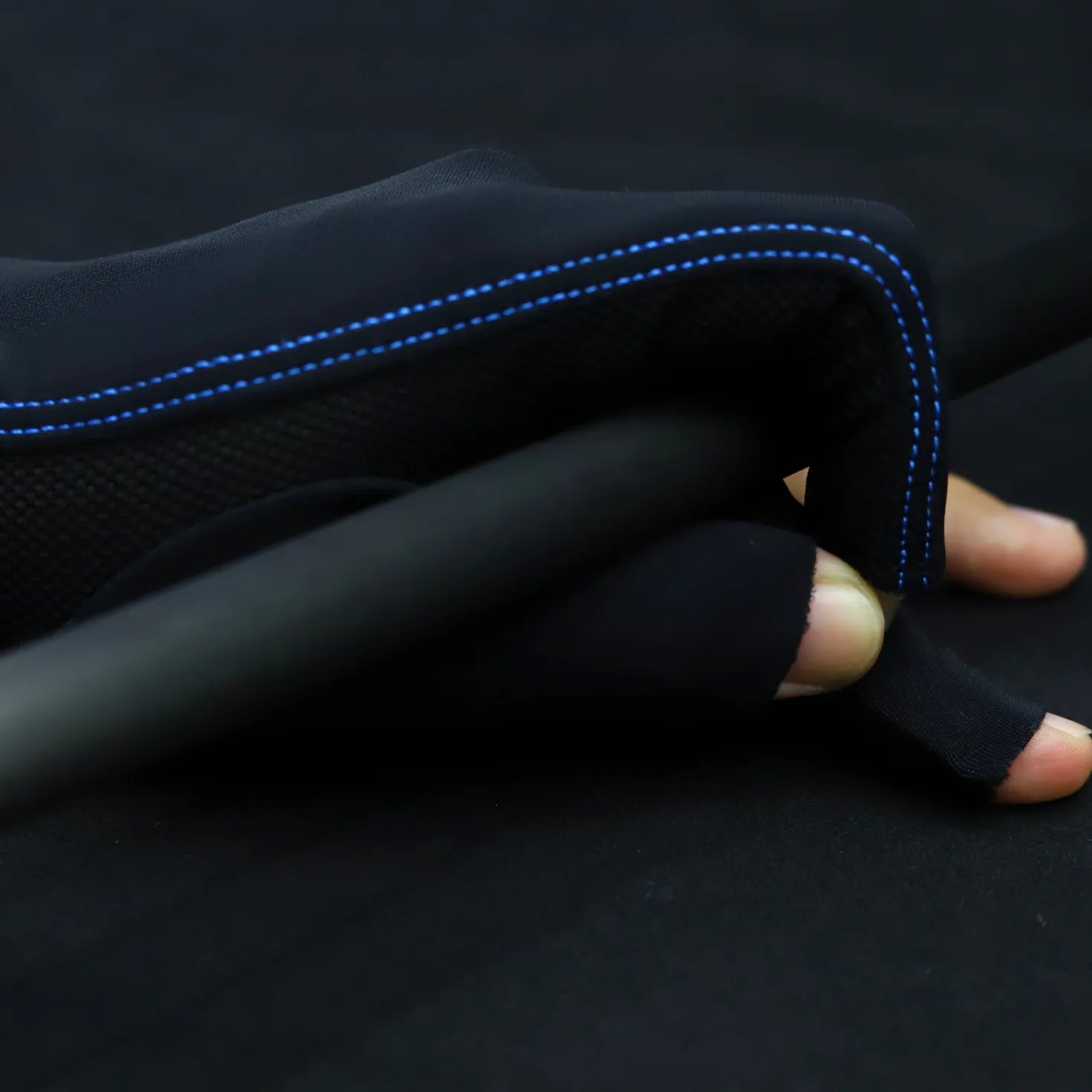 #color_midnight black