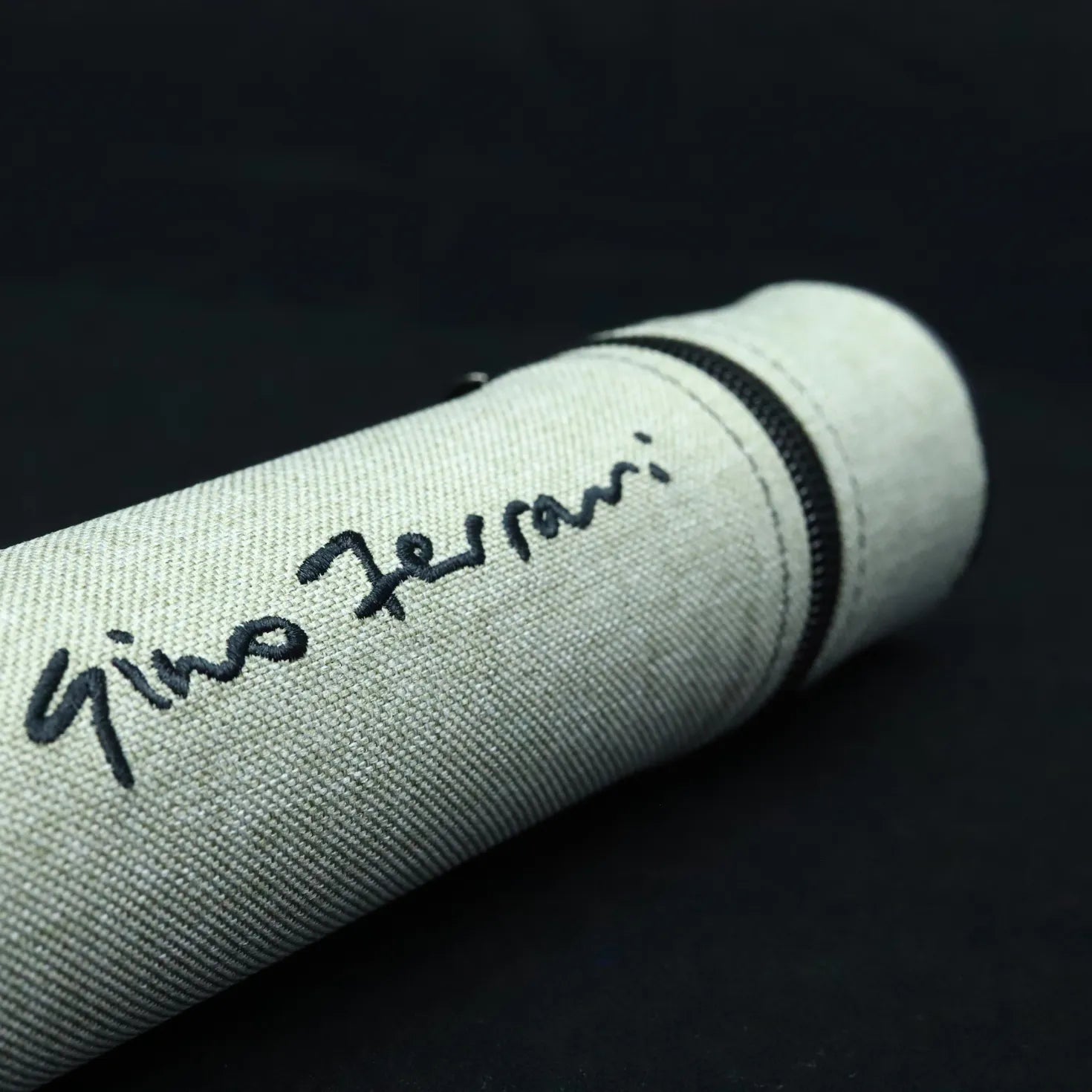 #color_brushed silver