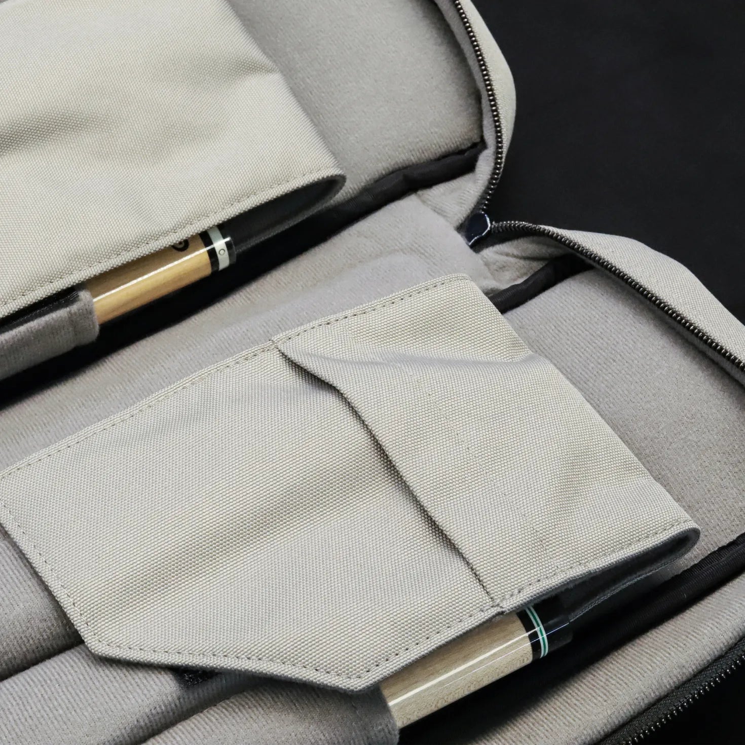 #color_brushed silver