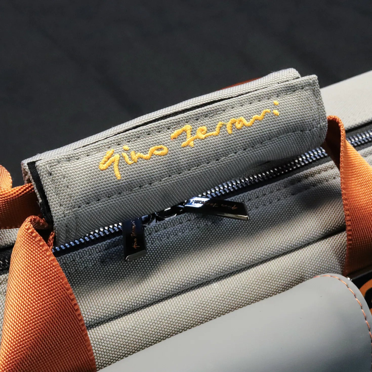 #color_brushed silver