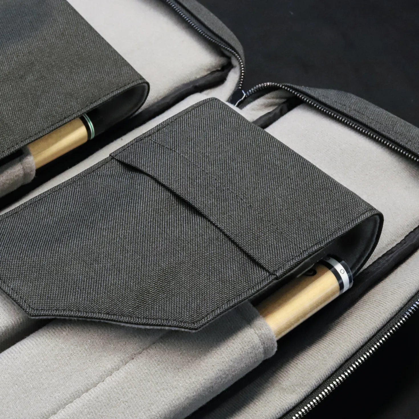 #color_midnight black