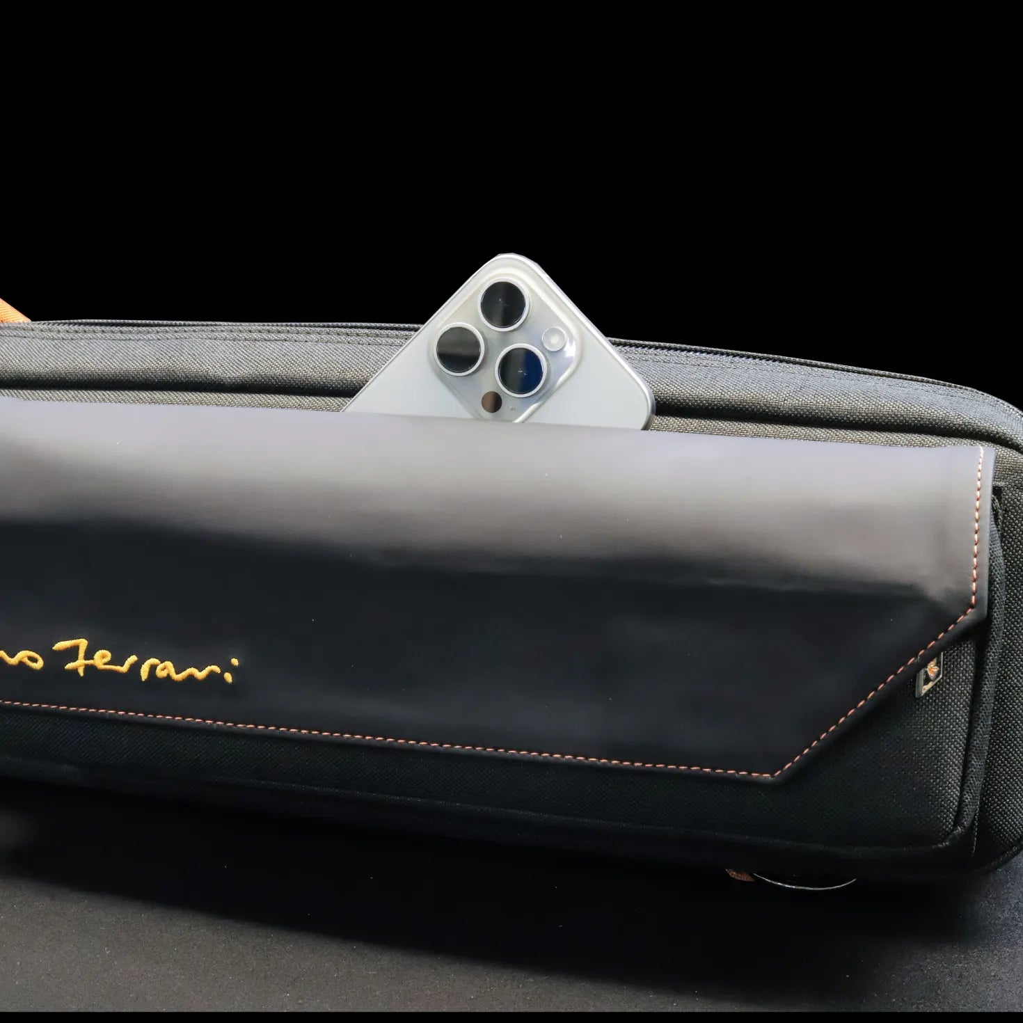 #color_midnight black